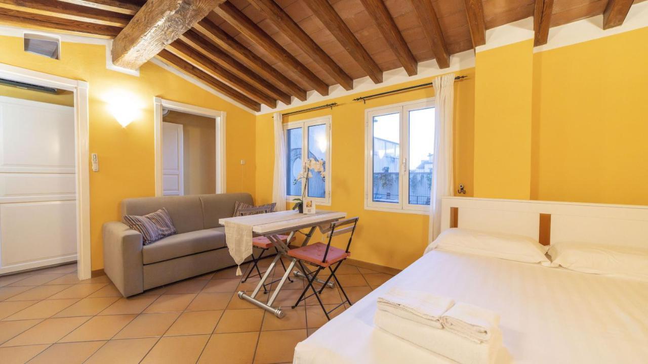 3 Terrace In * Florencia